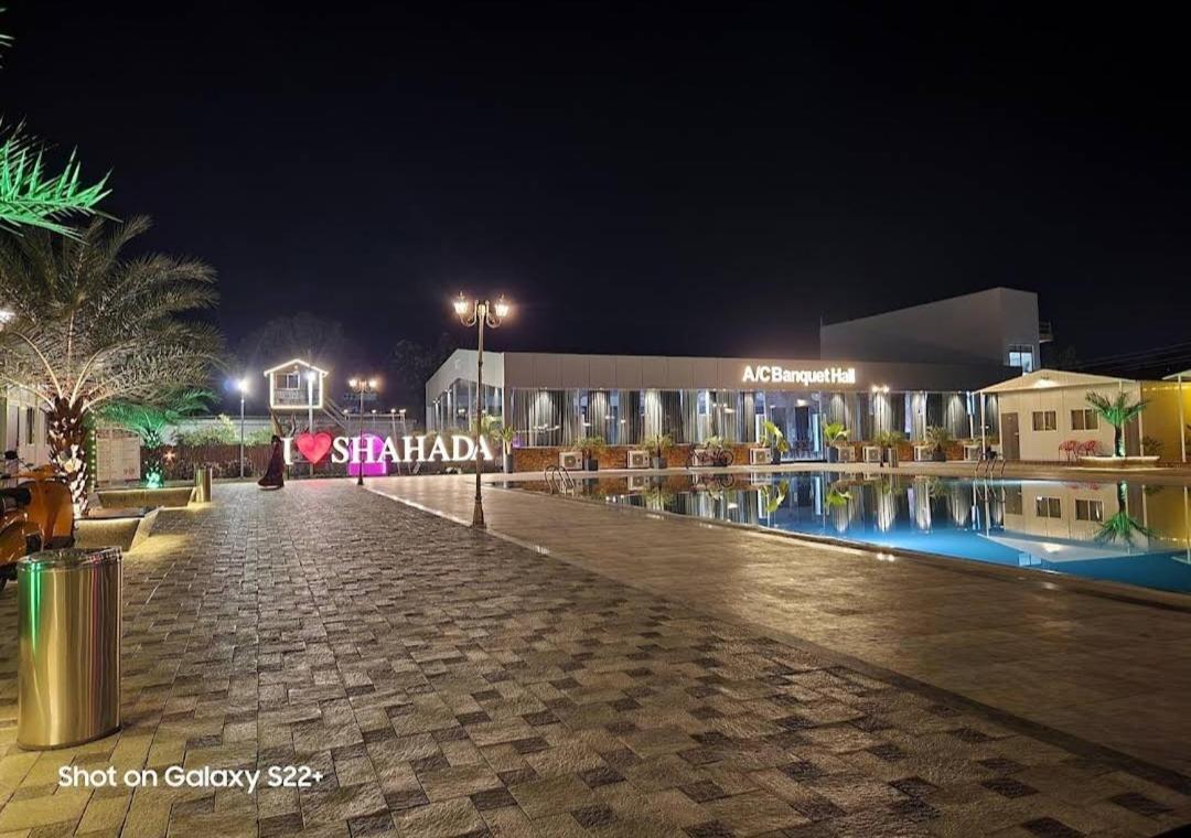 Vss Lawns & Resorts Llp Shahada Esterno foto